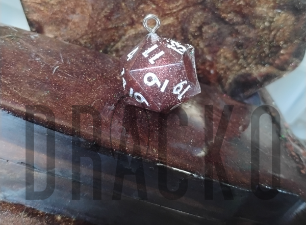 D20 Brown-Red Pendant